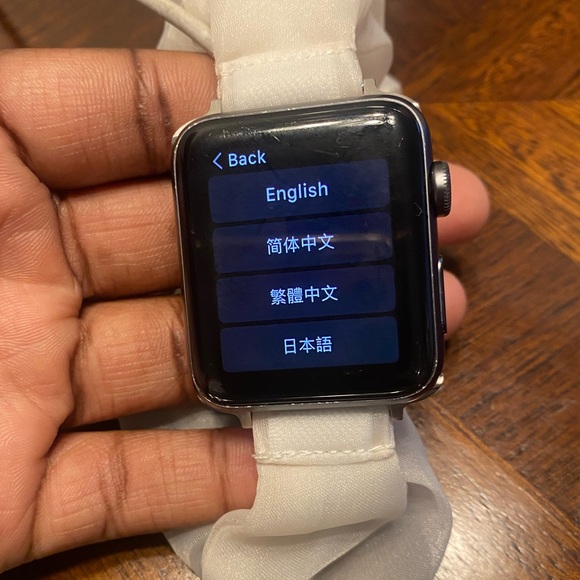 Series 3, Apple Watch 42MM - Picture 6 of 11